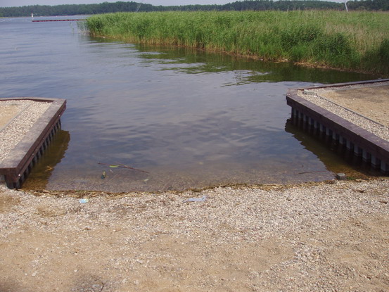 Укрепление берегов с применением шпунтины из ПВХ, строительство набережных в Украине